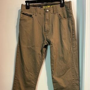Mens Lee Extreme Comfort khaki pants